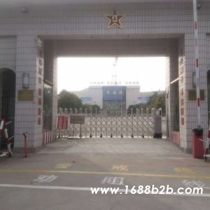 泰安宁阳双兴学校工业提升门材质结构的区别