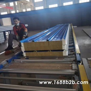 上海外高桥出售 保温防水聚氨酯发泡岩棉夹芯板